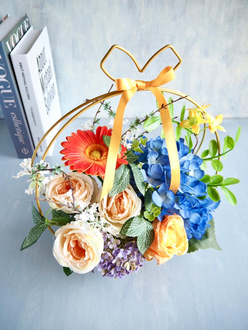 【父の日ギフト】ブルー紫陽花とローズのゴールドワイヤーアレンジメント | 9枚目