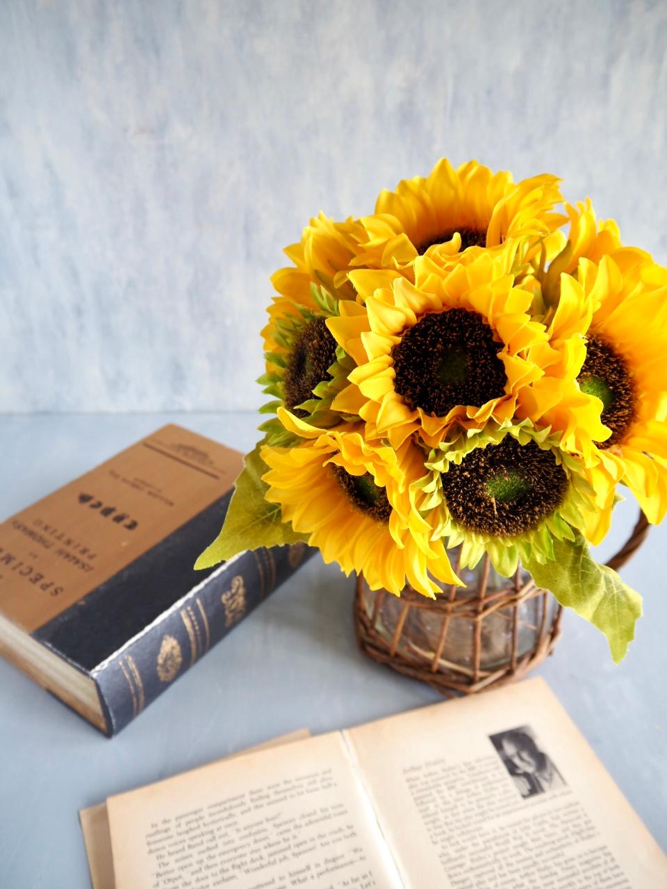 【造花ブーケ】向日葵9本だけを組んだサマーブーケ【花器別売り】
