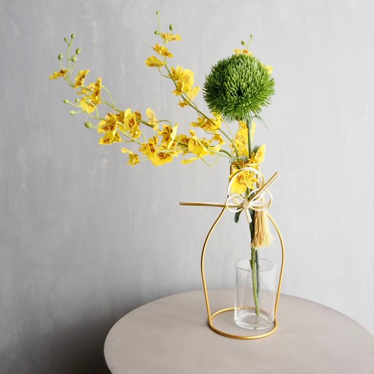 【オンシジューム、手毬草】｜アーティフィシャルフラワー 花瓶アレンジ| 冬｜ギフト・インテリア